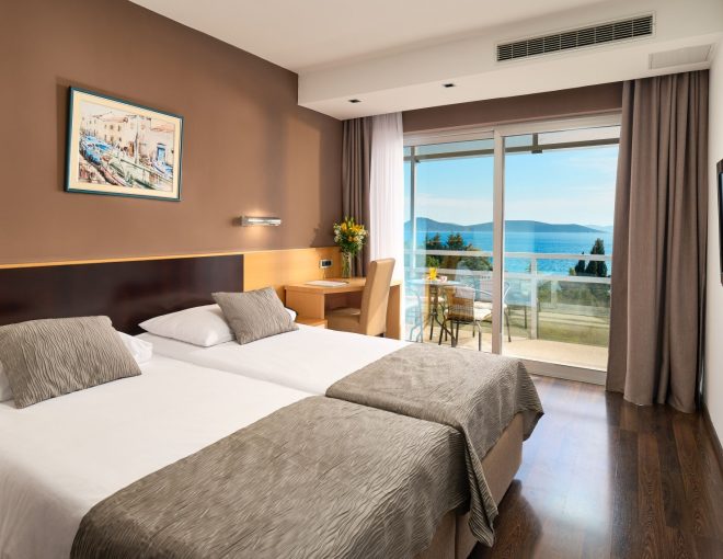 Junior Suite with Balcony – Hotel Imperial